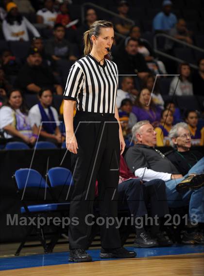 Thumbnail 1 in Ridgeview vs. Lynwood (CIF SoCal Regional D2 Final) photogallery.