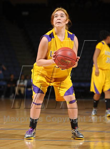 Thumbnail 2 in Ridgeview vs. Lynwood (CIF SoCal Regional D2 Final) photogallery.