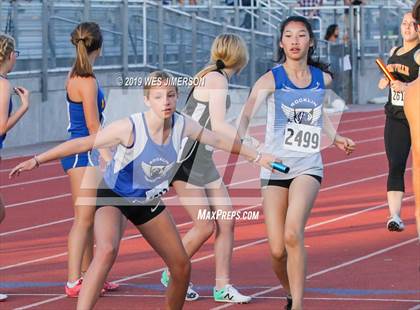 Thumbnail 1 in SacTown Races (Relays) photogallery.