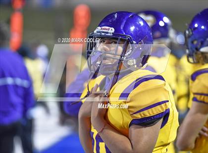 Thumbnail 2 in Buffalo vs. Rogers (UIL 3A D2 Regional Semifinals) photogallery.