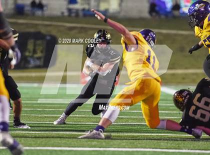 Thumbnail 1 in Buffalo vs. Rogers (UIL 3A D2 Regional Semifinals) photogallery.