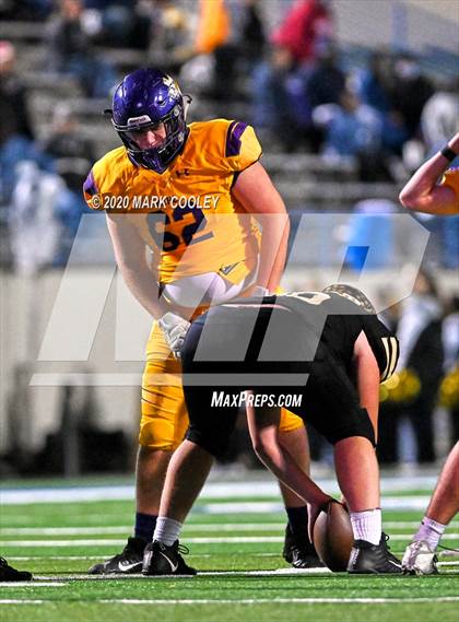 Thumbnail 1 in Buffalo vs. Rogers (UIL 3A D2 Regional Semifinals) photogallery.