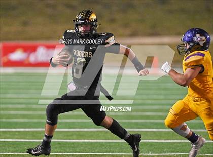 Thumbnail 3 in Buffalo vs. Rogers (UIL 3A D2 Regional Semifinals) photogallery.