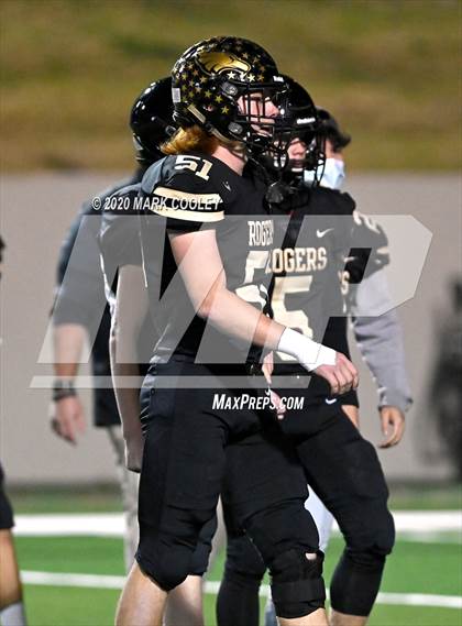 Thumbnail 3 in Buffalo vs. Rogers (UIL 3A D2 Regional Semifinals) photogallery.