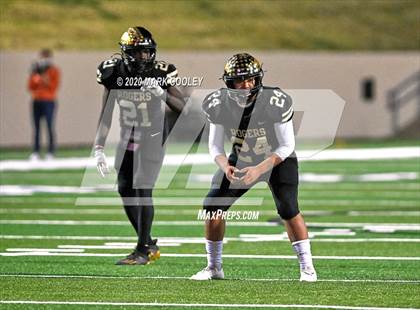 Thumbnail 3 in Buffalo vs. Rogers (UIL 3A D2 Regional Semifinals) photogallery.