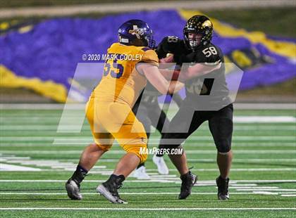 Thumbnail 1 in Buffalo vs. Rogers (UIL 3A D2 Regional Semifinals) photogallery.