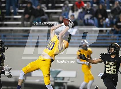 Thumbnail 2 in Buffalo vs. Rogers (UIL 3A D2 Regional Semifinals) photogallery.
