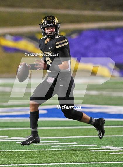 Thumbnail 1 in Buffalo vs. Rogers (UIL 3A D2 Regional Semifinals) photogallery.