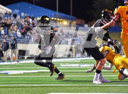 Thumbnail 1 in Buffalo vs. Rogers (UIL 3A D2 Regional Semifinals) photogallery.