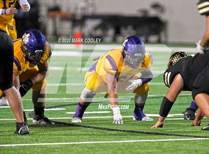 Thumbnail 1 in Buffalo vs. Rogers (UIL 3A D2 Regional Semifinals) photogallery.