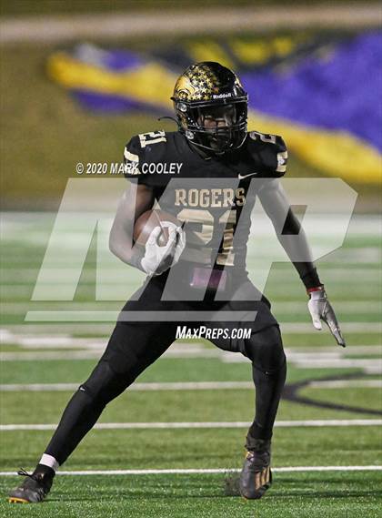 Thumbnail 2 in Buffalo vs. Rogers (UIL 3A D2 Regional Semifinals) photogallery.