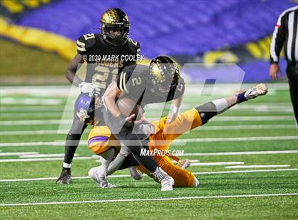 Thumbnail 1 in Buffalo vs. Rogers (UIL 3A D2 Regional Semifinals) photogallery.