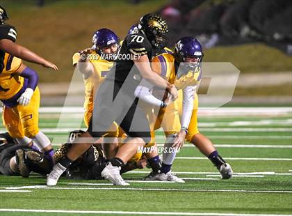 Thumbnail 2 in Buffalo vs. Rogers (UIL 3A D2 Regional Semifinals) photogallery.