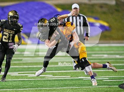 Thumbnail 1 in Buffalo vs. Rogers (UIL 3A D2 Regional Semifinals) photogallery.