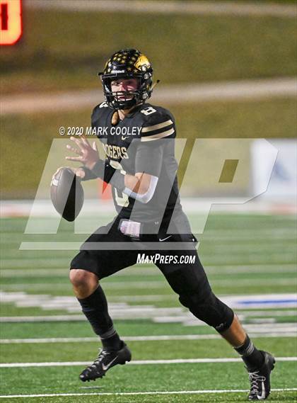 Thumbnail 2 in Buffalo vs. Rogers (UIL 3A D2 Regional Semifinals) photogallery.
