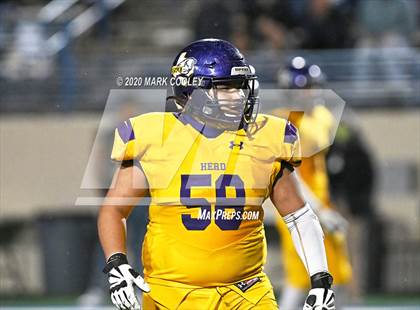 Thumbnail 1 in Buffalo vs. Rogers (UIL 3A D2 Regional Semifinals) photogallery.
