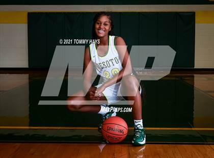 Thumbnail 2 in DeSoto (Preseason Photo Shoot) photogallery.