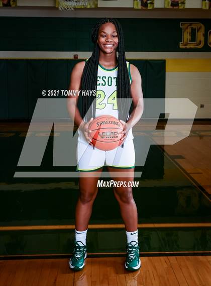 Thumbnail 3 in DeSoto (Preseason Photo Shoot) photogallery.