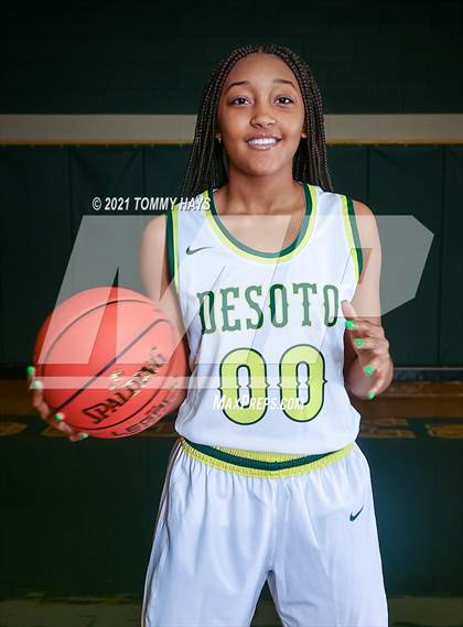 Thumbnail 3 in DeSoto (Preseason Photo Shoot) photogallery.