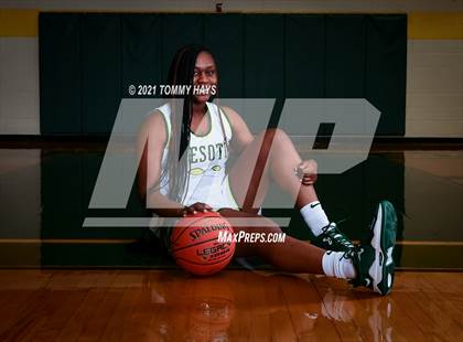 Thumbnail 1 in DeSoto (Preseason Photo Shoot) photogallery.