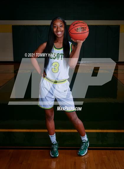 Thumbnail 3 in DeSoto (Preseason Photo Shoot) photogallery.