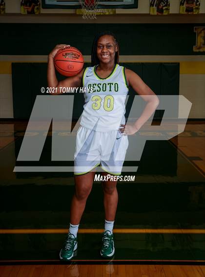 Thumbnail 3 in DeSoto (Preseason Photo Shoot) photogallery.