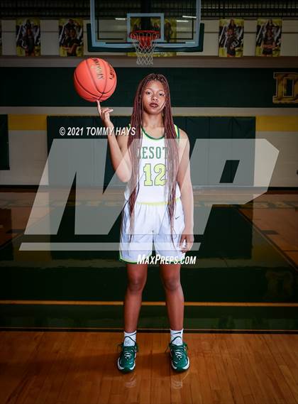 Thumbnail 1 in DeSoto (Preseason Photo Shoot) photogallery.