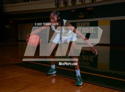Thumbnail 2 in DeSoto (Preseason Photo Shoot) photogallery.