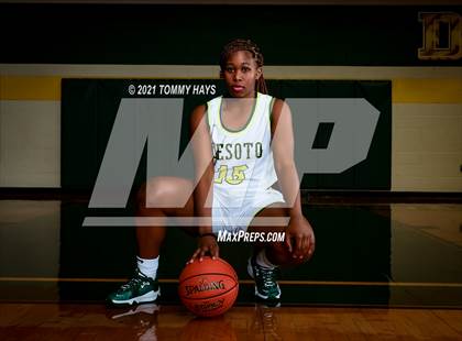 Thumbnail 3 in DeSoto (Preseason Photo Shoot) photogallery.