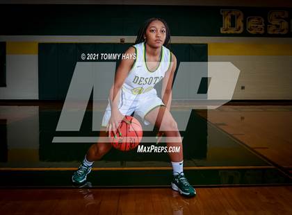 Thumbnail 3 in DeSoto (Preseason Photo Shoot) photogallery.