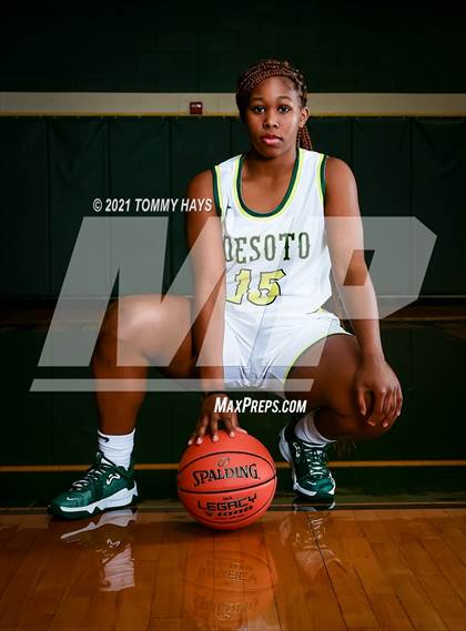 Thumbnail 2 in DeSoto (Preseason Photo Shoot) photogallery.