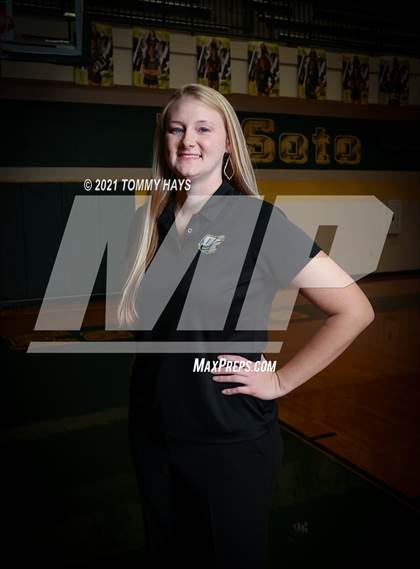 Thumbnail 1 in DeSoto (Preseason Photo Shoot) photogallery.