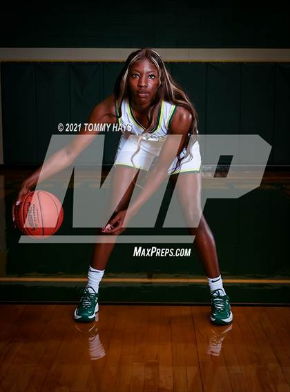 Thumbnail 1 in DeSoto (Preseason Photo Shoot) photogallery.
