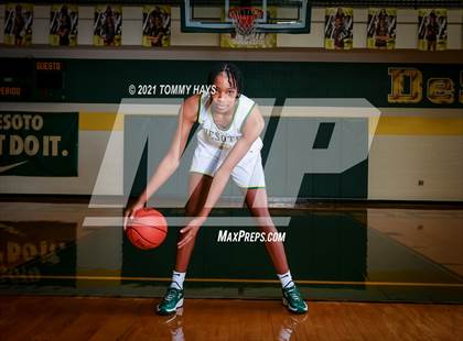 Thumbnail 2 in DeSoto (Preseason Photo Shoot) photogallery.