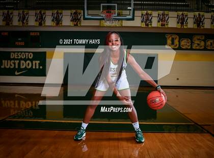Thumbnail 3 in DeSoto (Preseason Photo Shoot) photogallery.