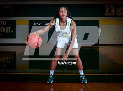Thumbnail 3 in DeSoto (Preseason Photo Shoot) photogallery.