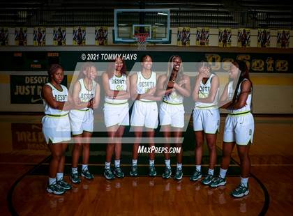 Thumbnail 2 in DeSoto (Preseason Photo Shoot) photogallery.