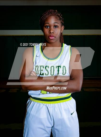 Thumbnail 1 in DeSoto (Preseason Photo Shoot) photogallery.