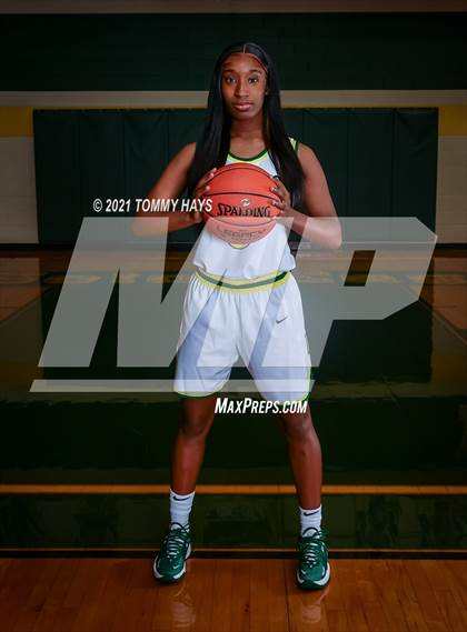 Thumbnail 2 in DeSoto (Preseason Photo Shoot) photogallery.