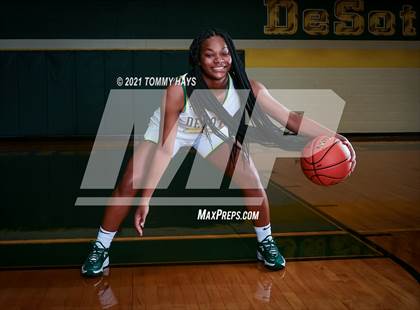 Thumbnail 1 in DeSoto (Preseason Photo Shoot) photogallery.
