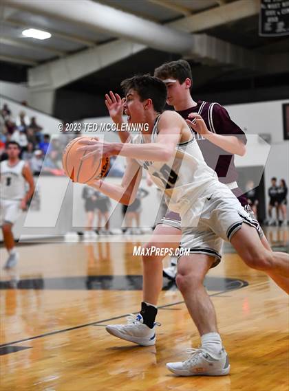 Thumbnail 2 in Perryville @ Bigelow photogallery.