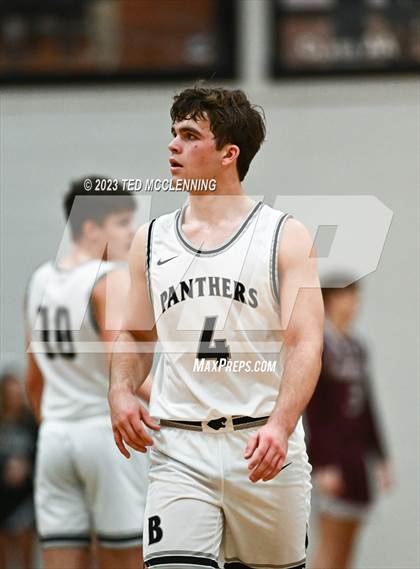 Thumbnail 1 in Perryville @ Bigelow photogallery.