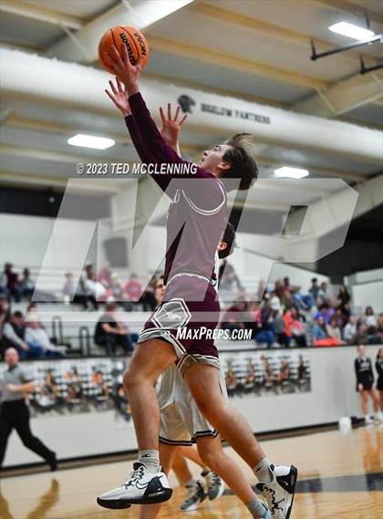 Thumbnail 2 in Perryville @ Bigelow photogallery.
