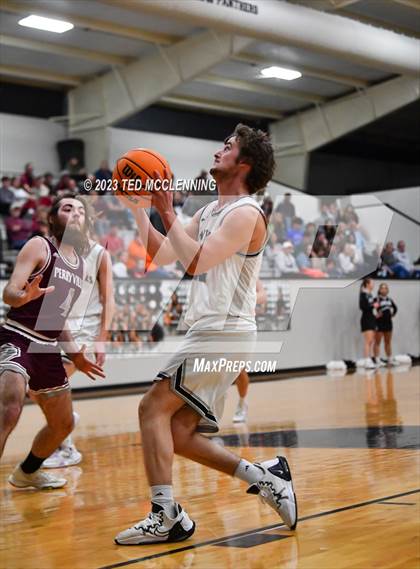 Thumbnail 1 in Perryville @ Bigelow photogallery.