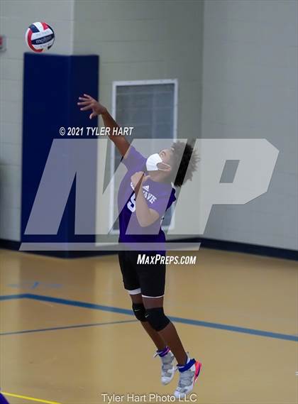 Thumbnail 3 in Ben Davis @ Tri-West Hendricks photogallery.