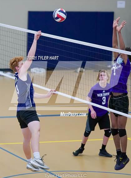 Thumbnail 3 in Ben Davis @ Tri-West Hendricks photogallery.