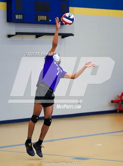 Thumbnail 3 in Ben Davis @ Tri-West Hendricks photogallery.