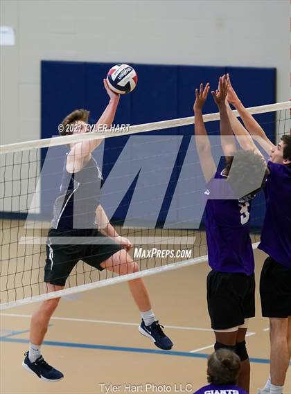 Thumbnail 2 in Ben Davis @ Tri-West Hendricks photogallery.