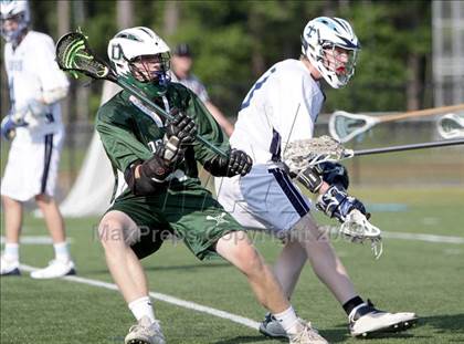 Thumbnail 2 in Aquinas vs. Dover (NHIAA Division II Semifinal) photogallery.