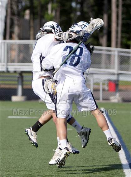 Thumbnail 1 in Aquinas vs. Dover (NHIAA Division II Semifinal) photogallery.